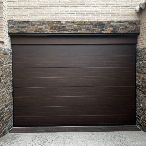 puerta-garaje-marron-oscuro-980x980